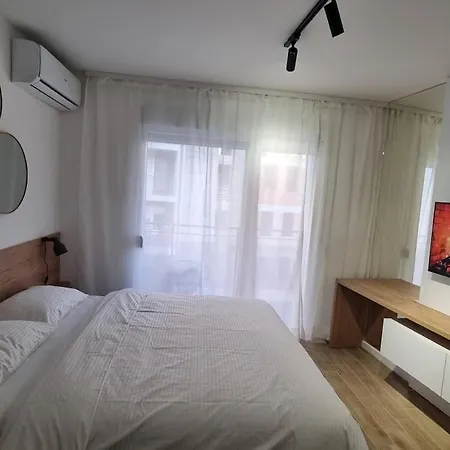 Grove-city Center With Free Parking Appartement