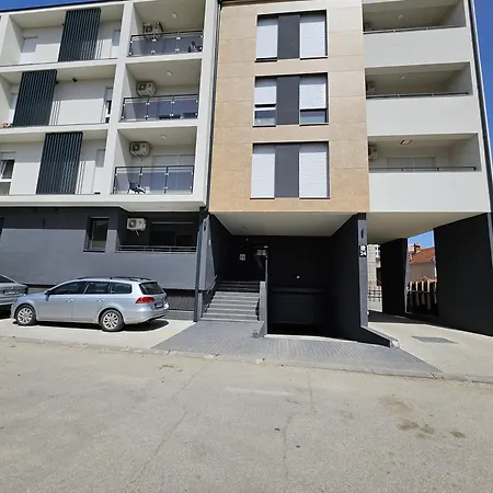 Grove-city Center With Free Parking