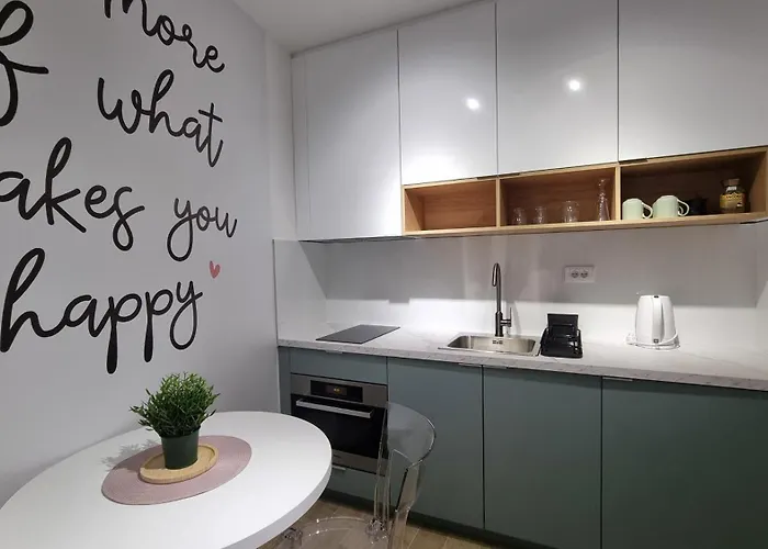 Grove-city Center With Free Parking * Kragujevac