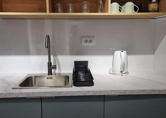 Grove-city Center With Free Parking Kragujevac